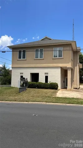 415 1st Avenue SE Hickory NC 28602