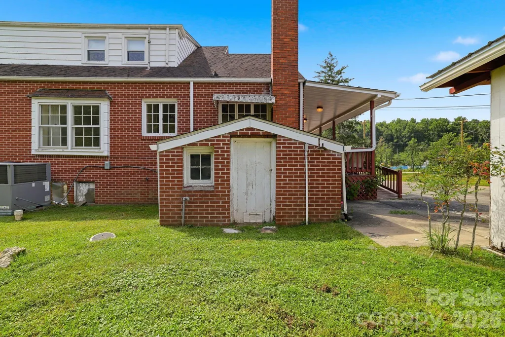 783 Skyland Drive Sylva NC 28779