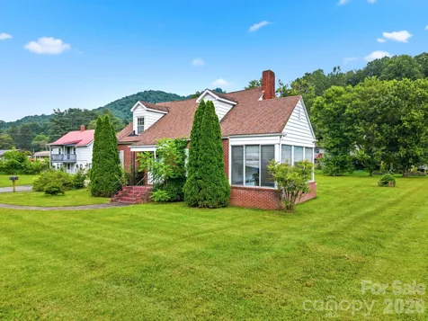 783 Skyland Drive Sylva NC 28779