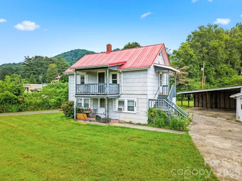 783 Skyland Drive Sylva NC 28779