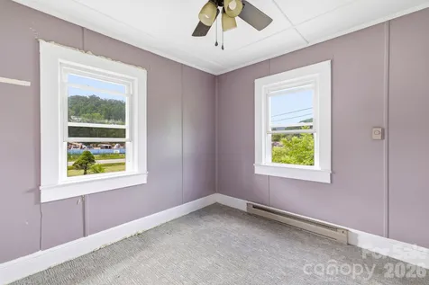 783 Skyland Drive Sylva NC 28779