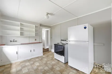 783 Skyland Drive Sylva NC 28779