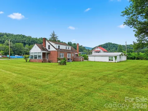 783 Skyland Drive Sylva NC 28779