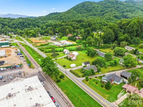 783 Skyland Drive Sylva NC 28779