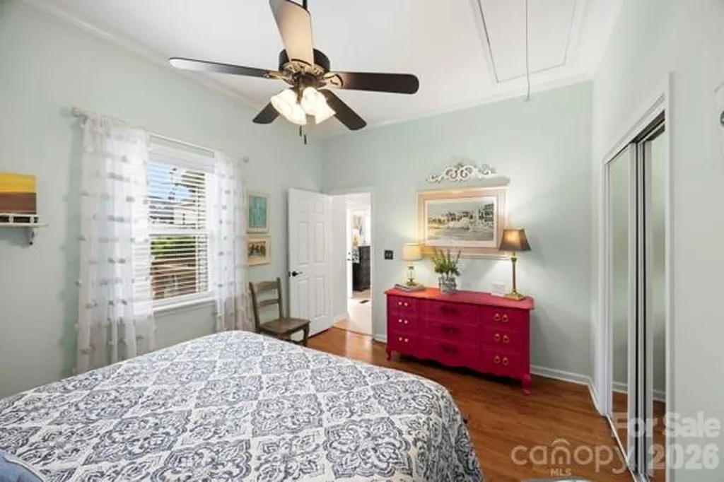 13 1st Street Cramerton NC 28032