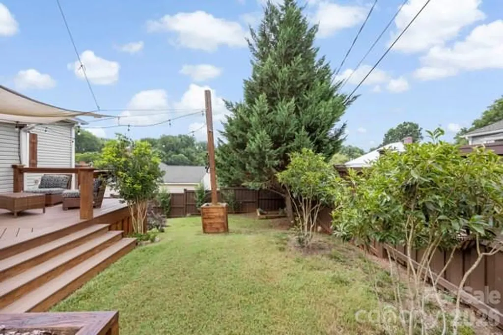 13 1st Street Cramerton NC 28032