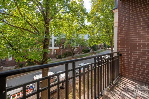 627 Garden District Drive Charlotte NC 28202