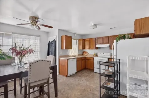 1630 Pamela Lorraine Drive Charlotte NC 28213