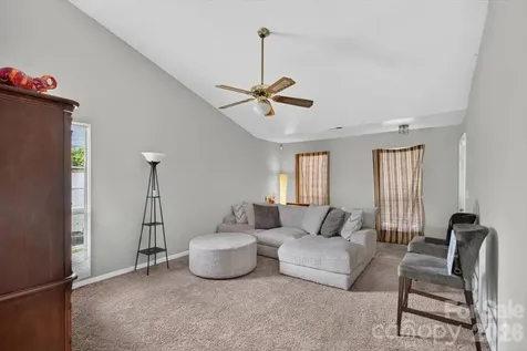 1630 Pamela Lorraine Drive Charlotte NC 28213