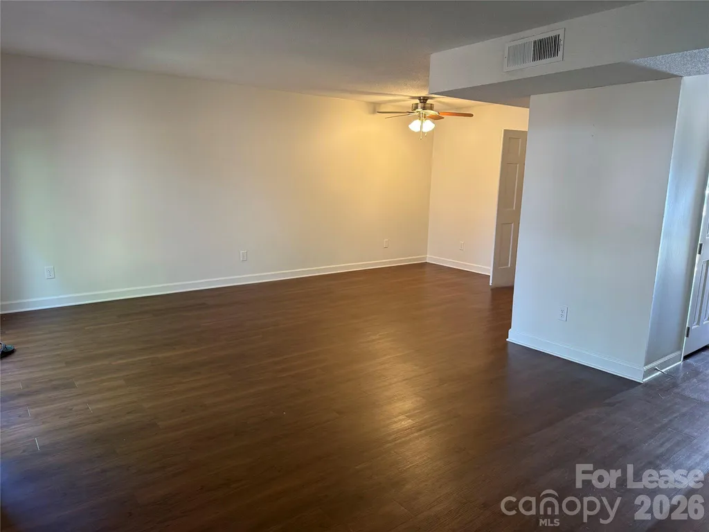 2705 N Center Street Hickory NC 28601