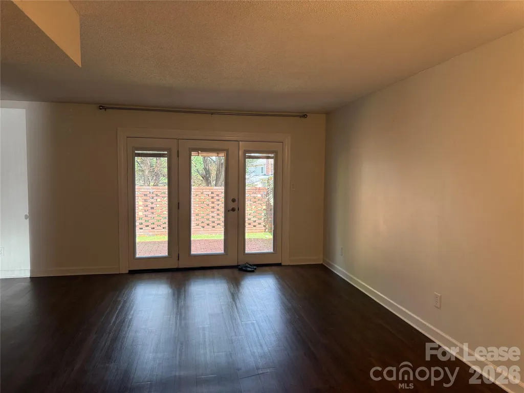 2705 N Center Street Hickory NC 28601