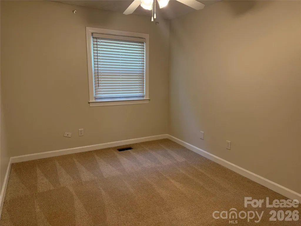 2705 N Center Street Hickory NC 28601