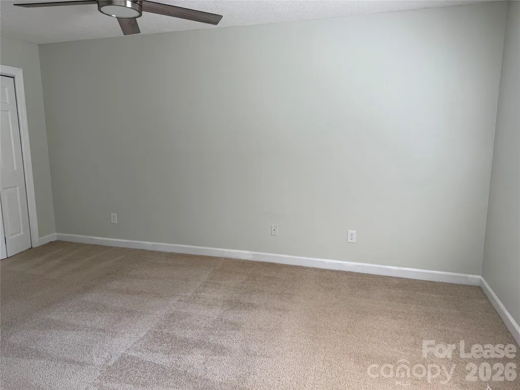 2705 N Center Street Hickory NC 28601