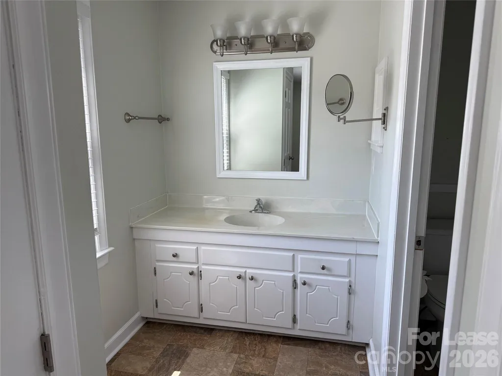 2705 N Center Street Hickory NC 28601