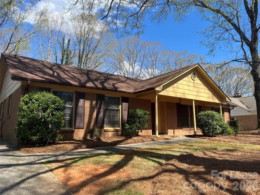 906 Mclaughlin Drive Charlotte NC 28212