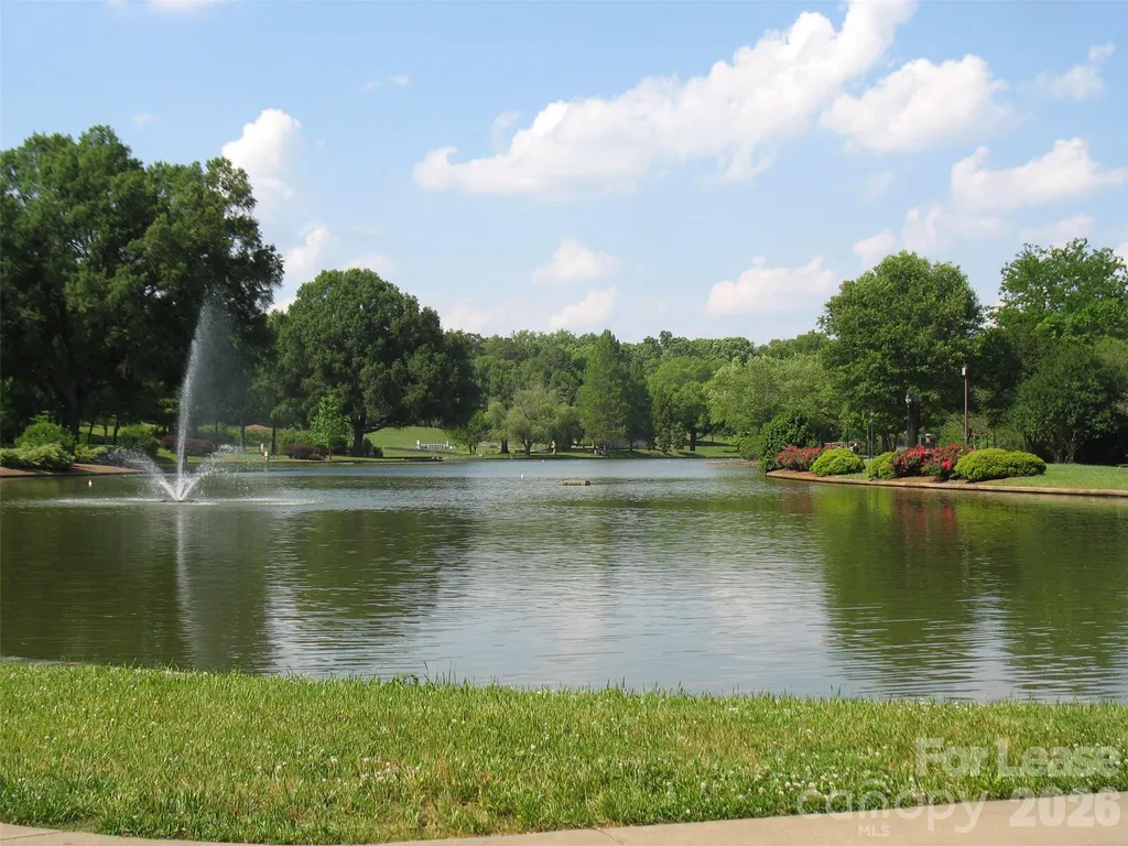 3041 Park Road Charlotte NC 28209
