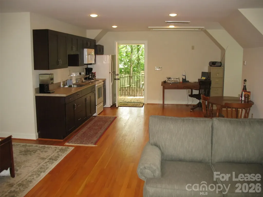3041 Park Road Charlotte NC 28209