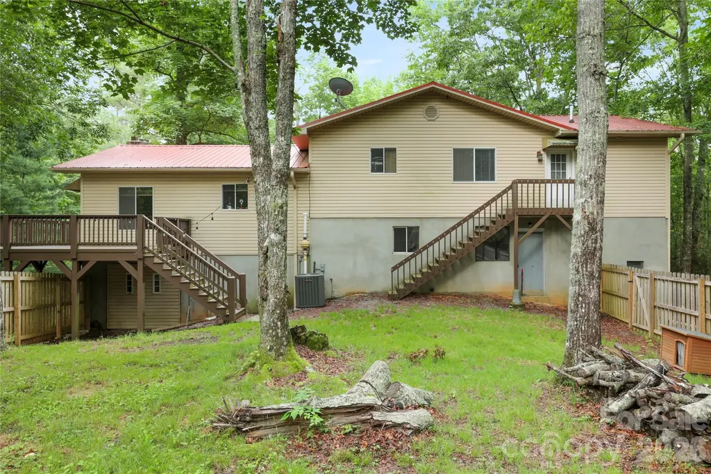 154 Hondah Boulevard Brevard NC 28712