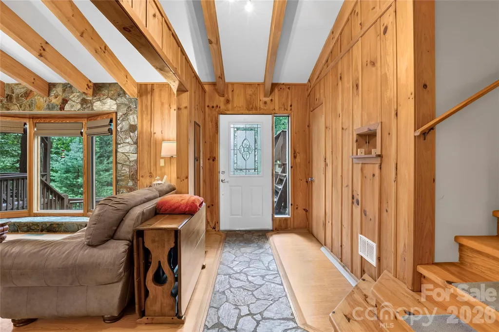 154 Hondah Boulevard Brevard NC 28712