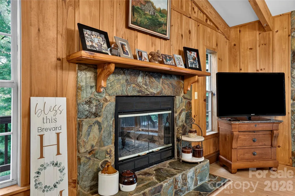 154 Hondah Boulevard Brevard NC 28712