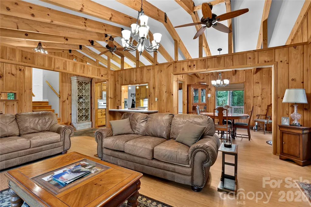 154 Hondah Boulevard Brevard NC 28712