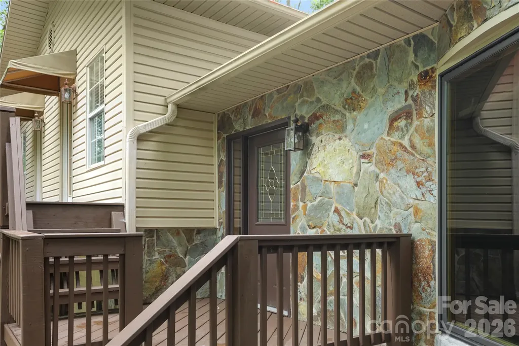 154 Hondah Boulevard Brevard NC 28712
