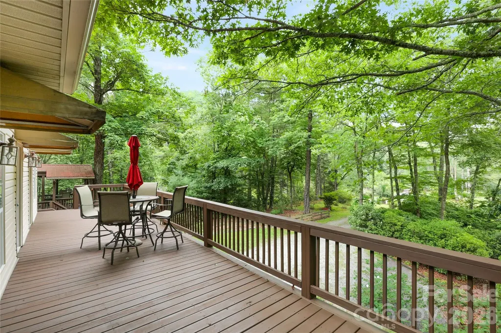 154 Hondah Boulevard Brevard NC 28712