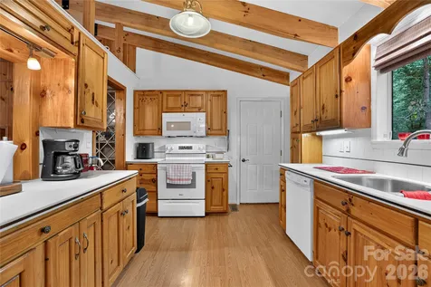 154 Hondah Boulevard Brevard NC 28712