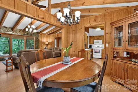 154 Hondah Boulevard Brevard NC 28712