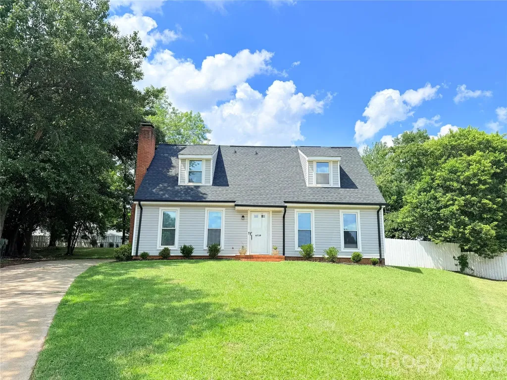 6739 Old Meadow Road Charlotte NC 28227