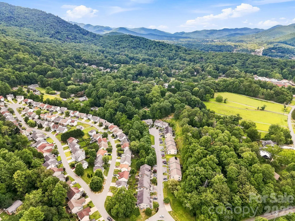 65 Cherry Laurel Lane Swannanoa NC 28778