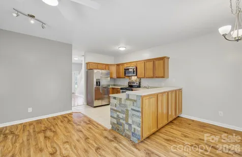 65 Cherry Laurel Lane Swannanoa NC 28778