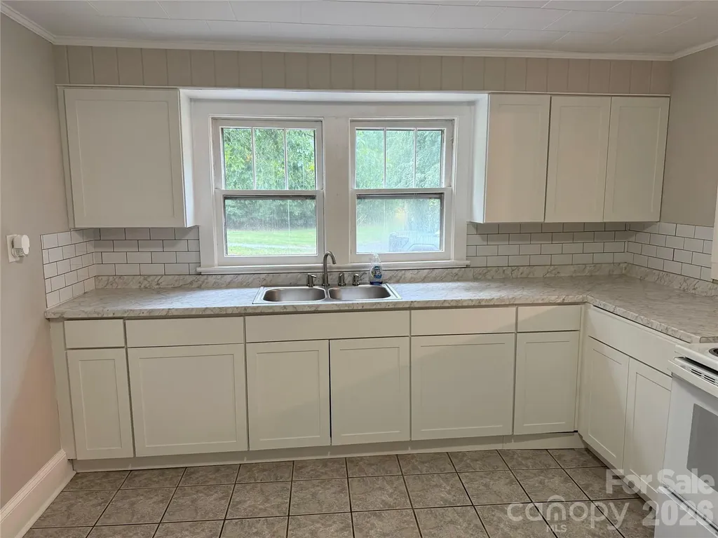 4954 Crawley Dale Street Morganton NC 28655