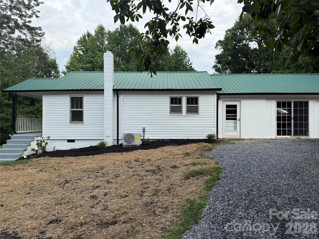 4954 Crawley Dale Street Morganton NC 28655