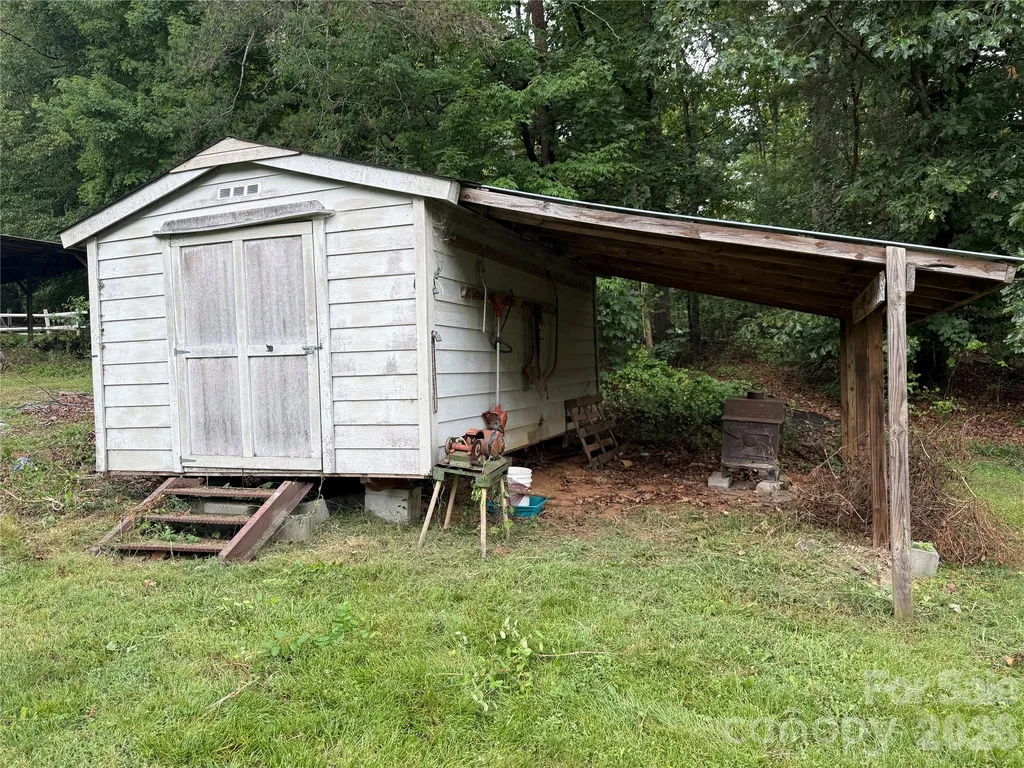 4954 Crawley Dale Street Morganton NC 28655