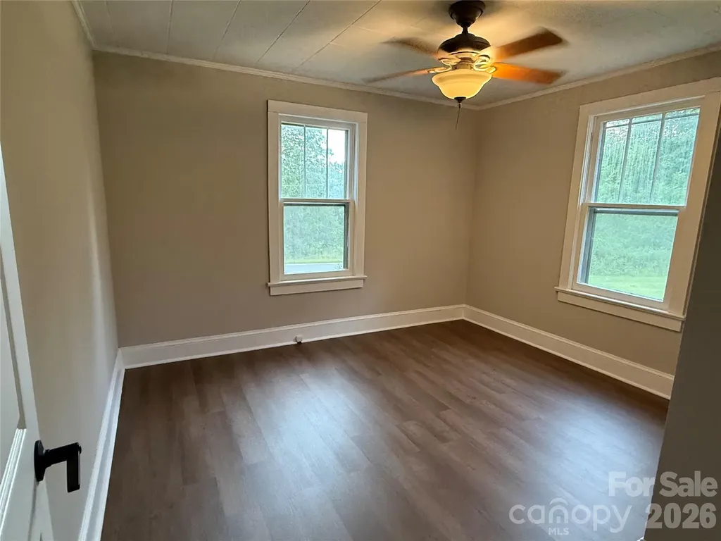 4954 Crawley Dale Street Morganton NC 28655