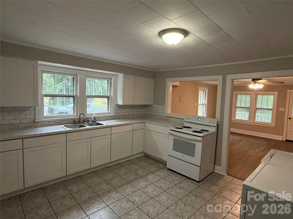 4954 Crawley Dale Street Morganton NC 28655
