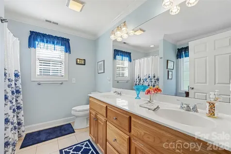 563 Marigold Drive Kannapolis NC 28083