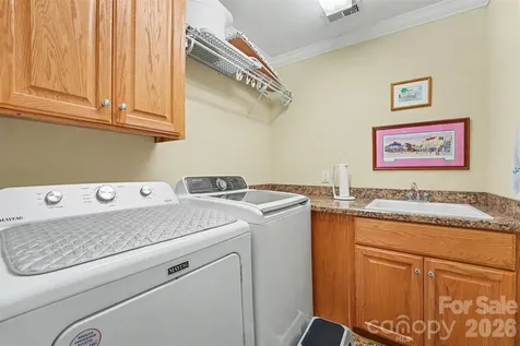 563 Marigold Drive Kannapolis NC 28083