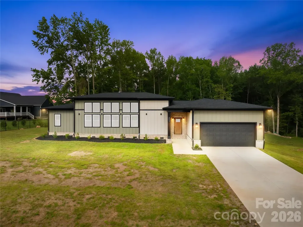 2003 Plain Field Drive Bessemer City NC 28016