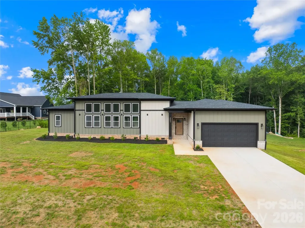 2003 Plain Field Drive Bessemer City NC 28016