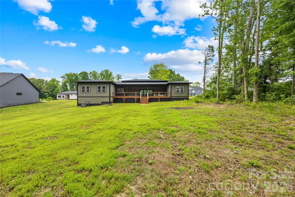 2003 Plain Field Drive Bessemer City NC 28016