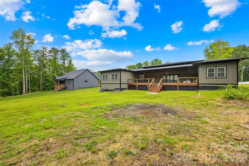 2003 Plain Field Drive Bessemer City NC 28016
