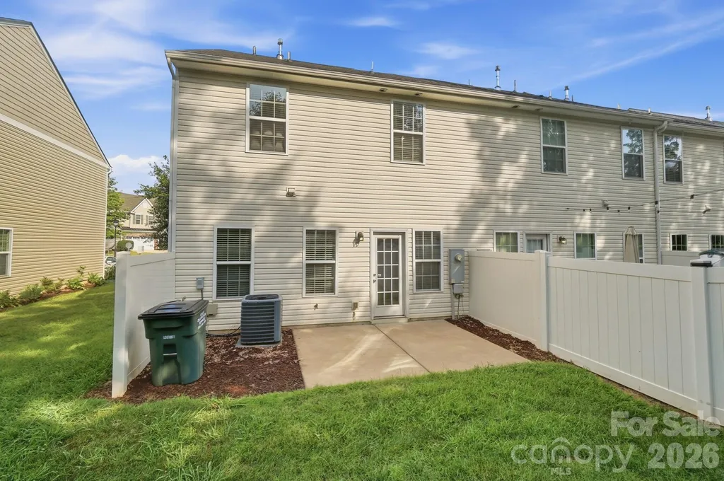 7495 Red Mulberry Way Charlotte NC 28273