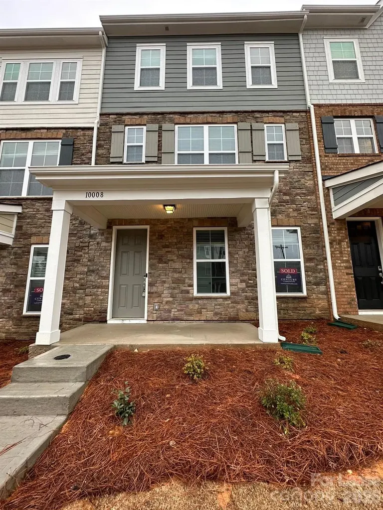 10008 Hemmingway Place Charlotte NC 28227