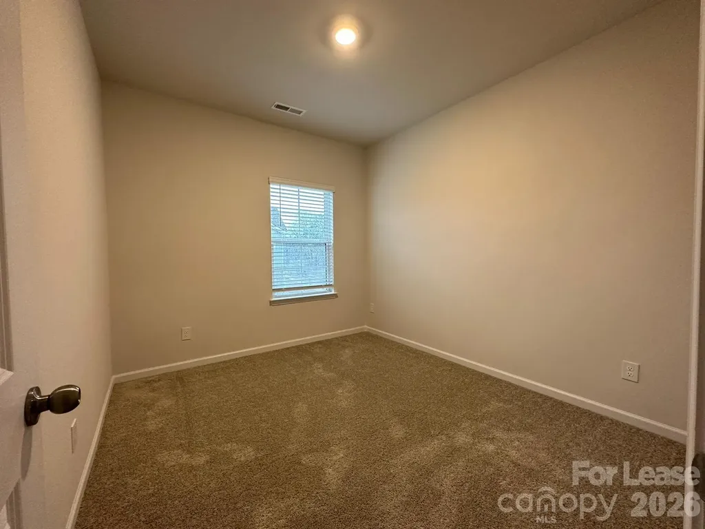 10008 Hemmingway Place Charlotte NC 28227