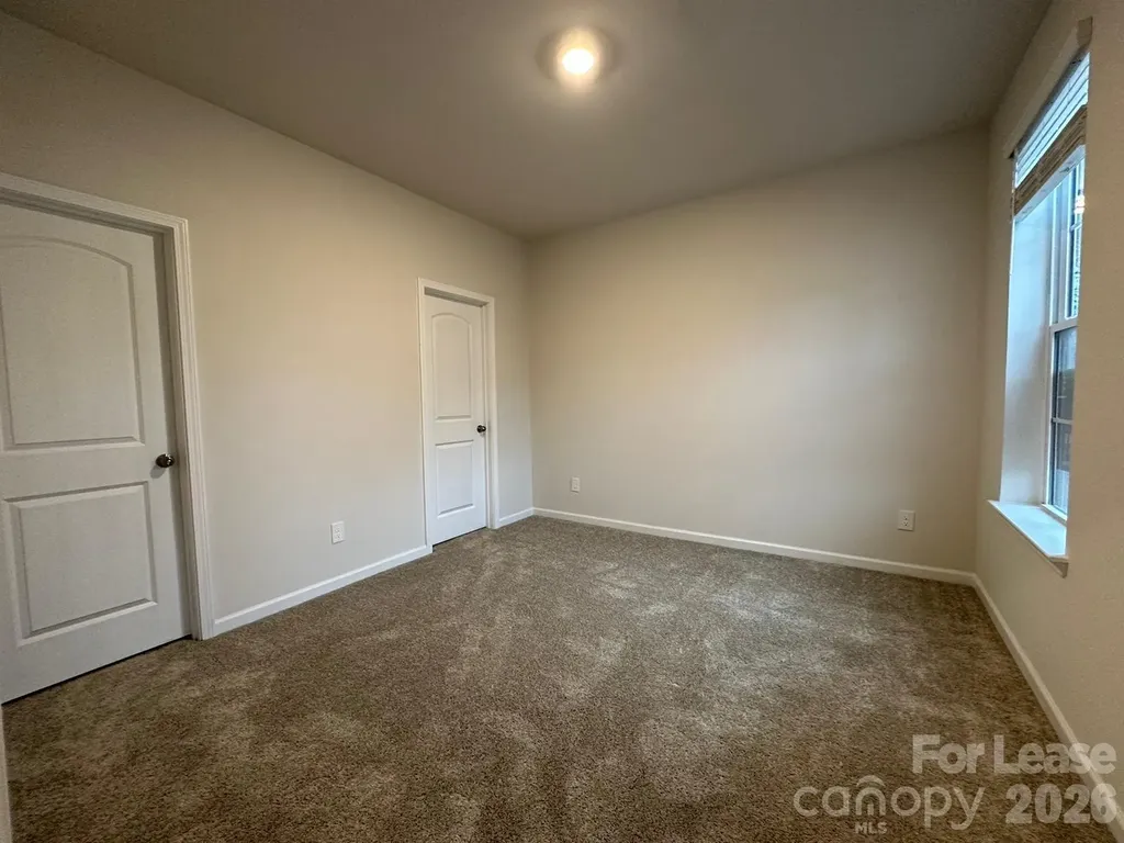 10008 Hemmingway Place Charlotte NC 28227