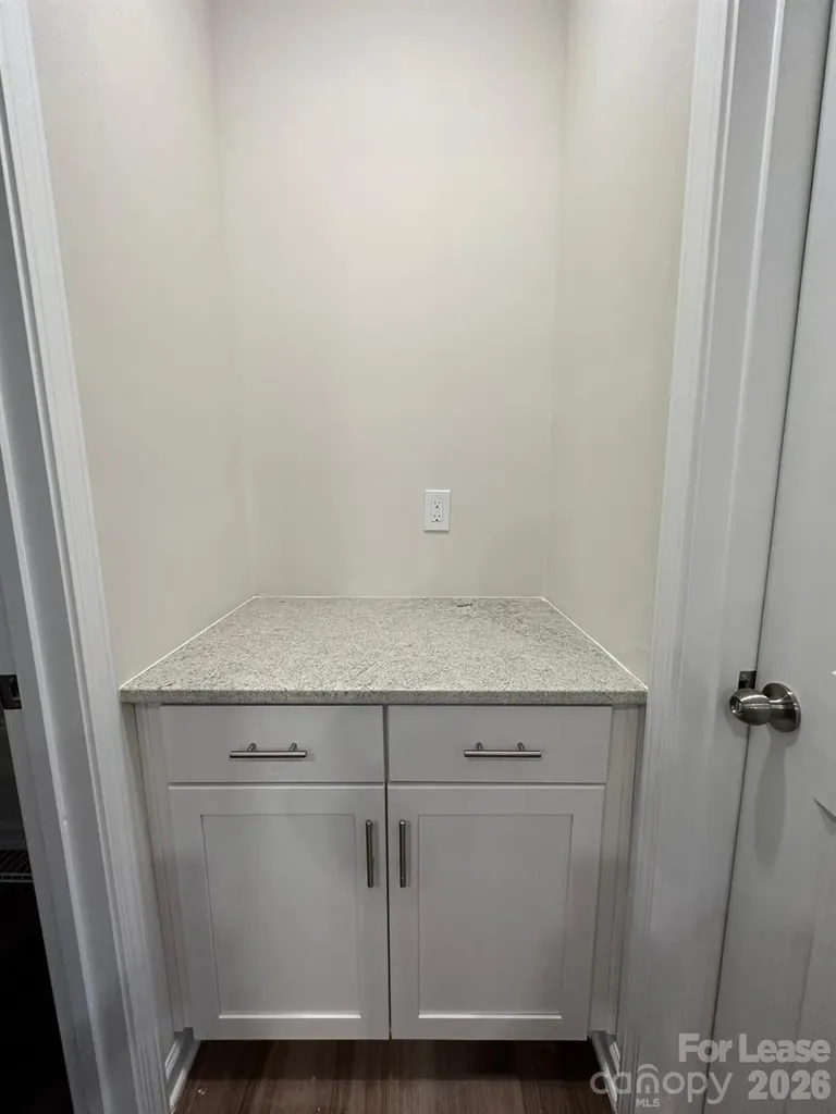 10008 Hemmingway Place Charlotte NC 28227