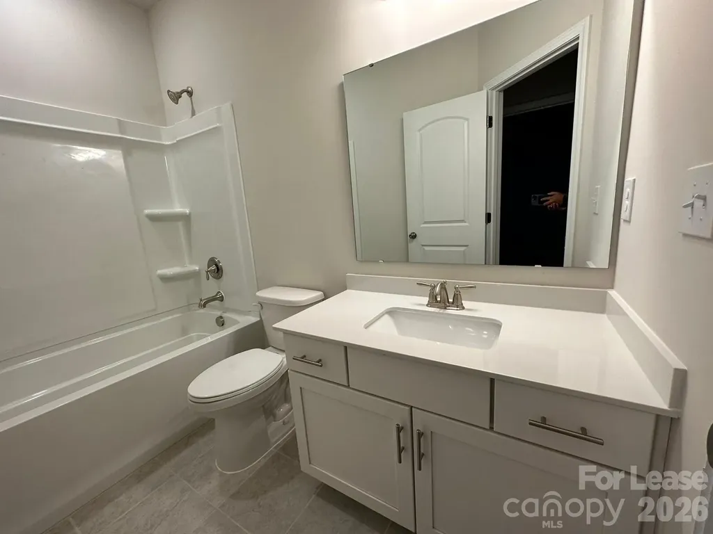 10008 Hemmingway Place Charlotte NC 28227