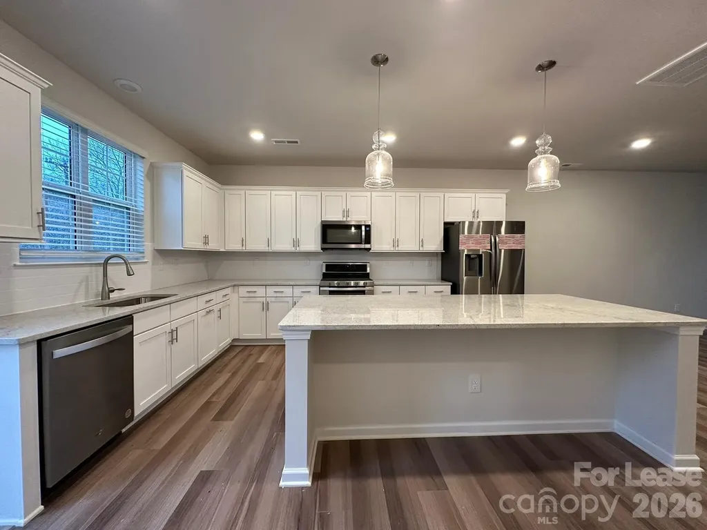 10008 Hemmingway Place Charlotte NC 28227